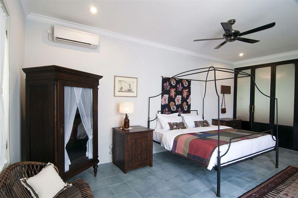 Brown Feather Hotel Seminyak Extérieur photo