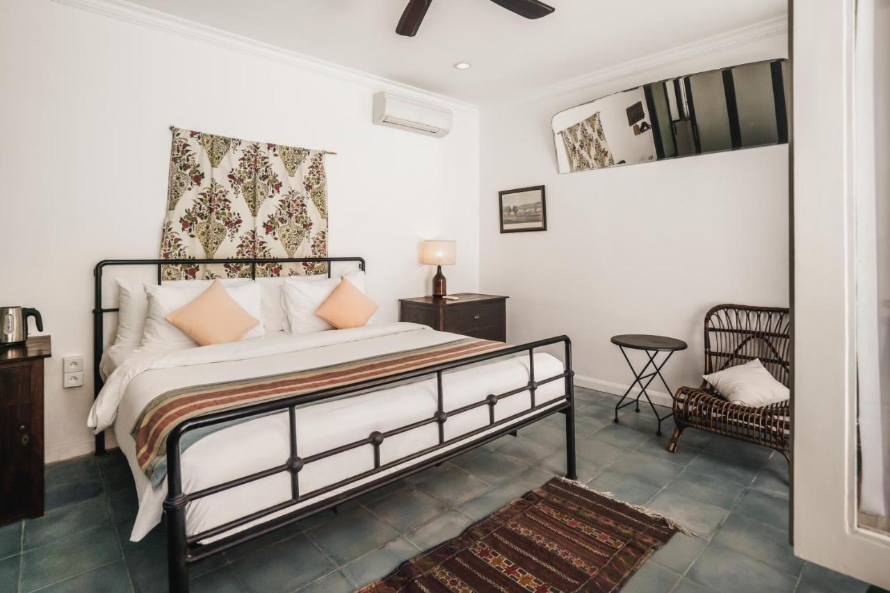 Brown Feather Hotel Seminyak Extérieur photo