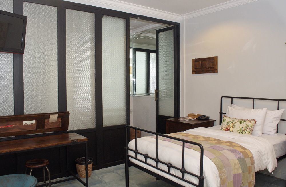 Brown Feather Hotel Seminyak Extérieur photo
